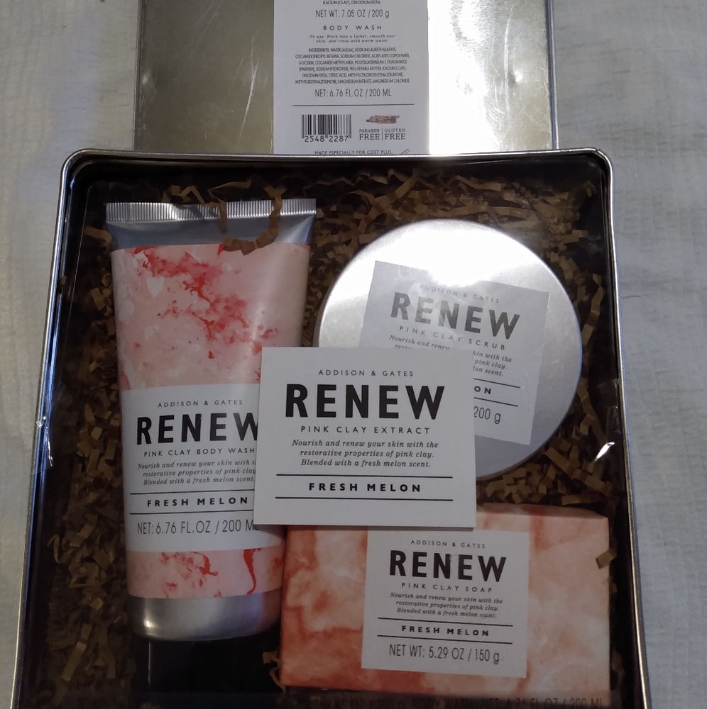 Addison and Gates renew pink clay extract set
